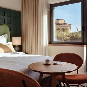 Camera con letto king size